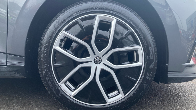 MG MG4 150kW Trophy EV Long Range 64kWh 5dr Auto Electric Hatchback